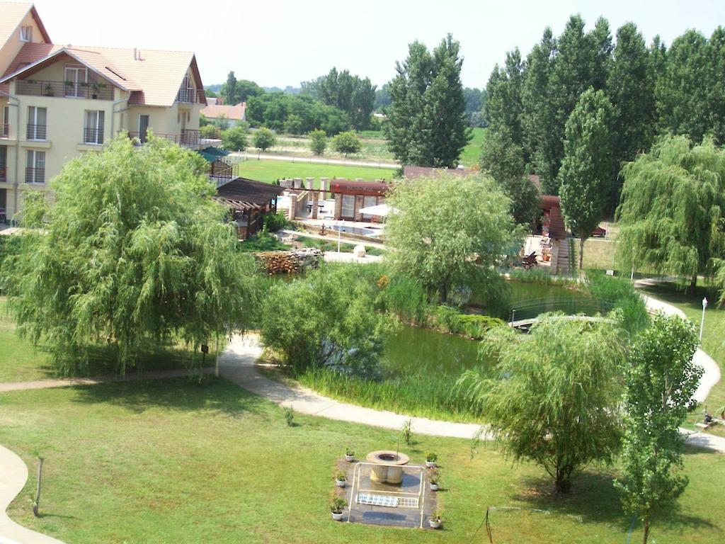 Cserke Napfeny Apartman Cserkeszolo Exterior photo